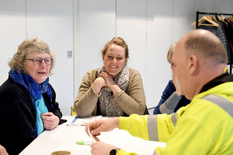 Onsdag den 26. april inviterede Forum for Brugerinvolvering på SDCO og Diabetesforeningen til cafémøde i Arena Aabenraa. Her var mennesker med diabetes, pårørende og sundhedsprofessionelle inviteret til at tale om diabetes i familien og parforholdet. Det kom der mange gode diskussioner ud af. Foto: Vibeke Toft-Nielsen